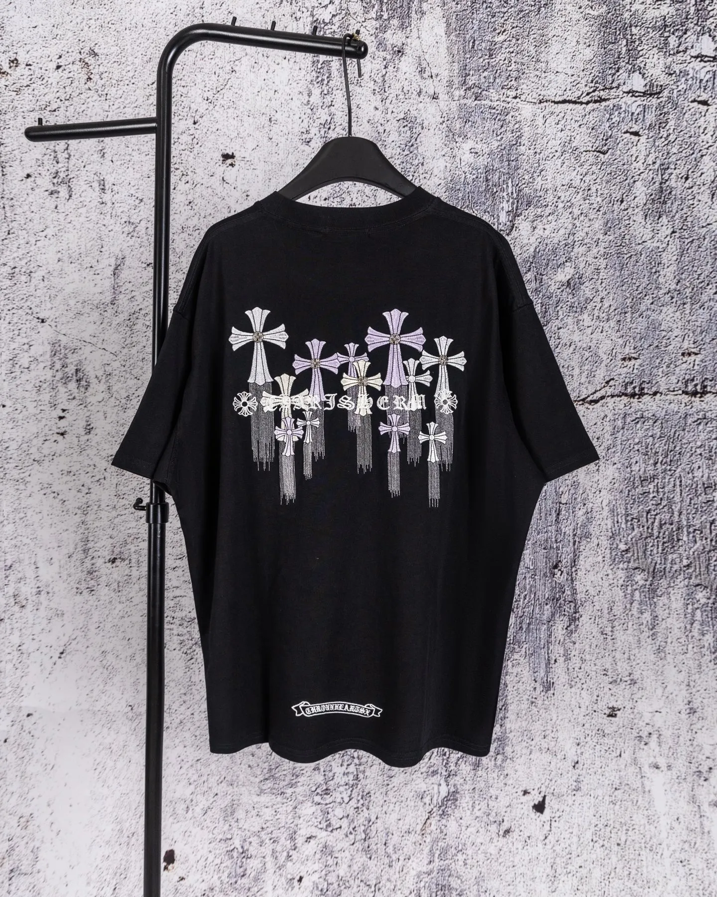 105 Chrome hearts CH 26ss T ， Color Change！ Classic ， ， ， 。 Breathable， ， Same Style 。 ， ， 、 、 。 Authentic ， ， ， Versatile ， 、 Retro ！ Size：s—xl ：Black White
